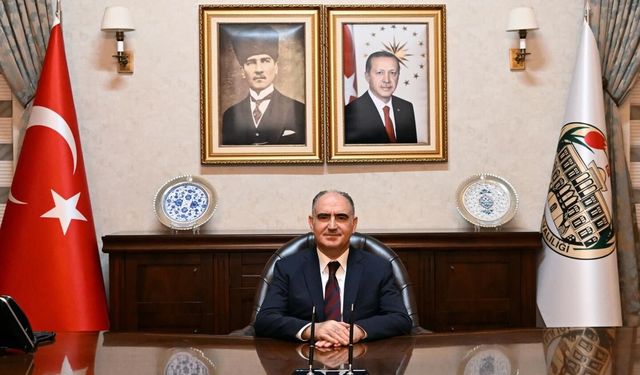 Manisa Valisi Vahdettin Özkan’dan Anneler Günü Mesajı