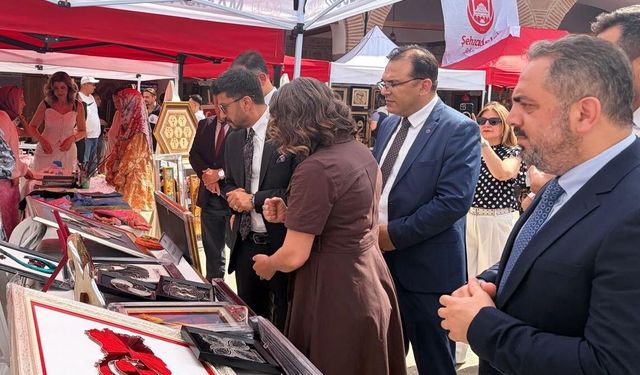 El emeği göz nuru eserler görücüye çıktı