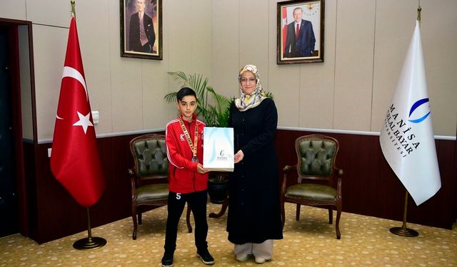 Manisa CBÜ'lü milli karateciden Balkan ikinciliği