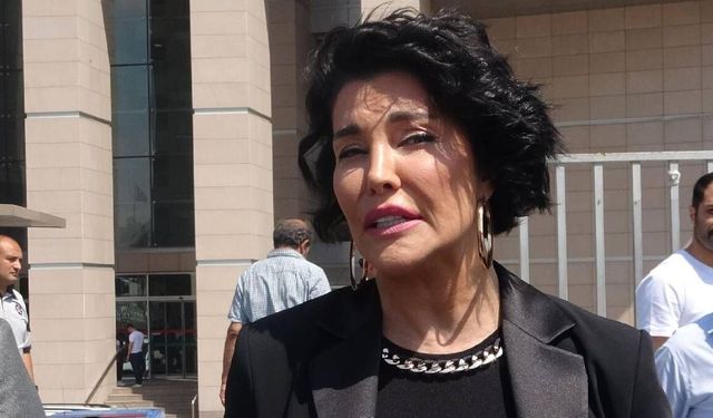 Eski manken Deniz Akkaya  gözaltına alındı