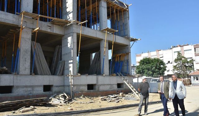 Salihli’de iki yeni okul yükseliyor