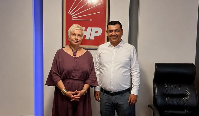 CHP Manisa Kadın Kolları Başkanlığı’na Saniye Ağgül atandı
