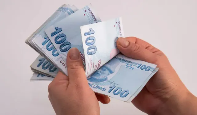 Memur ve emeklinin dört gözle beklediği zam oranları