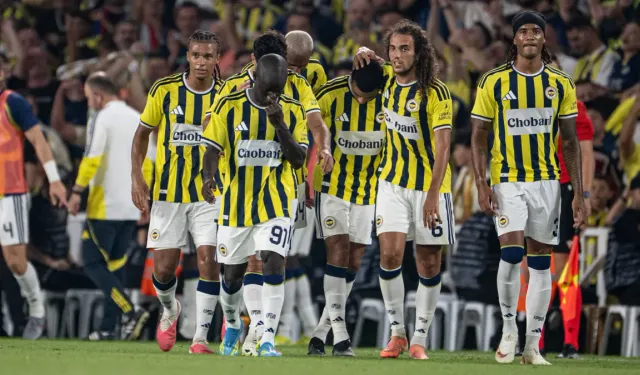 Fenerbahçe tur kapısını araladı