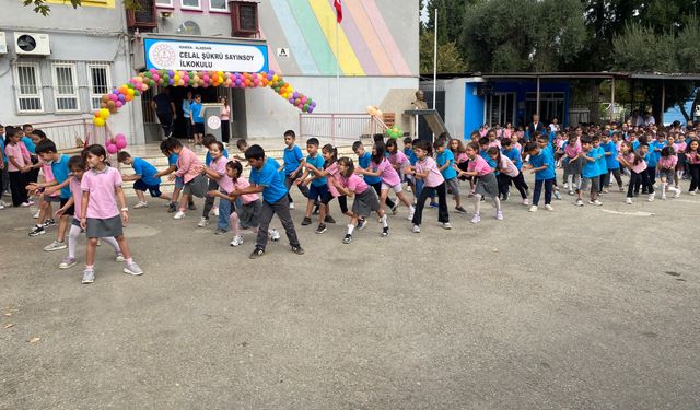 Alaşehir'de İlköğretim Haftası kutlandı