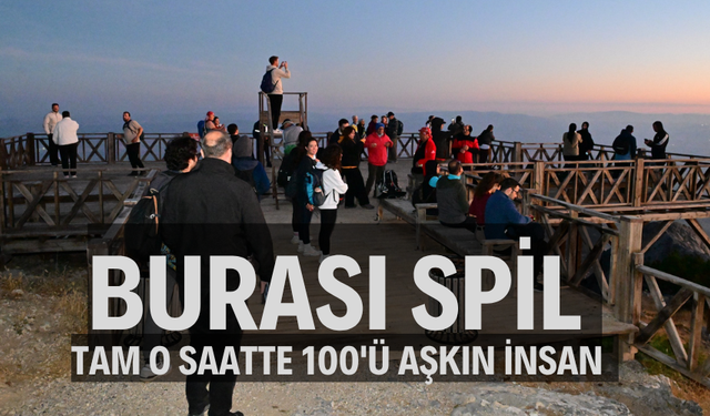 Spil Dağı'nda gün doğumu yürüyüşü