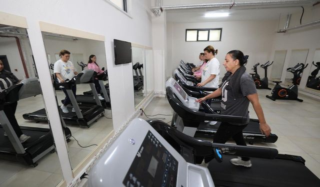Şehzadeler’de kadınlar haftanın 5 günü sporla buluşuyor