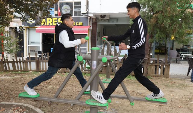 Şehzadeler’de mahallelinin spor aleti talebi karşılık buldu