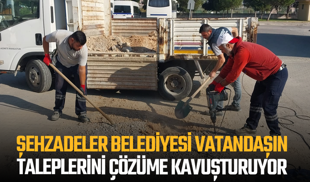 Şehzadeler’de Belediye Ekipleri Sahada Hız Kesmiyor