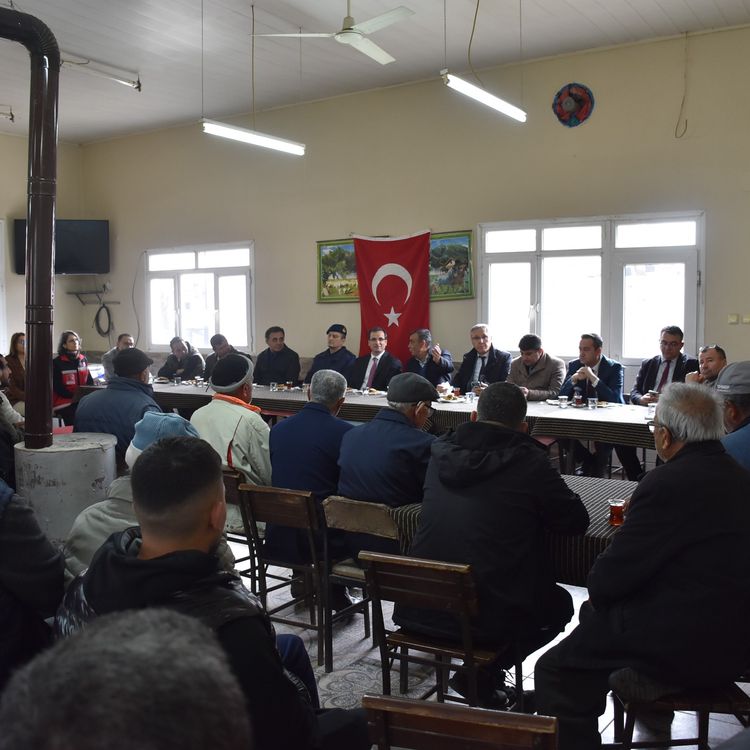 Kaymakam Güldoğan, 3 mahallede talepleri dinledi