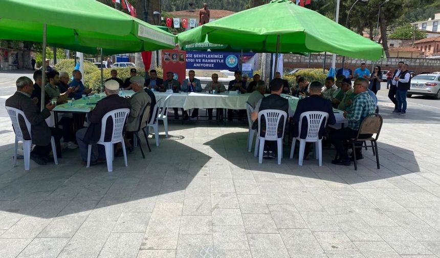 Manisalı şehitler dualarla anıldı