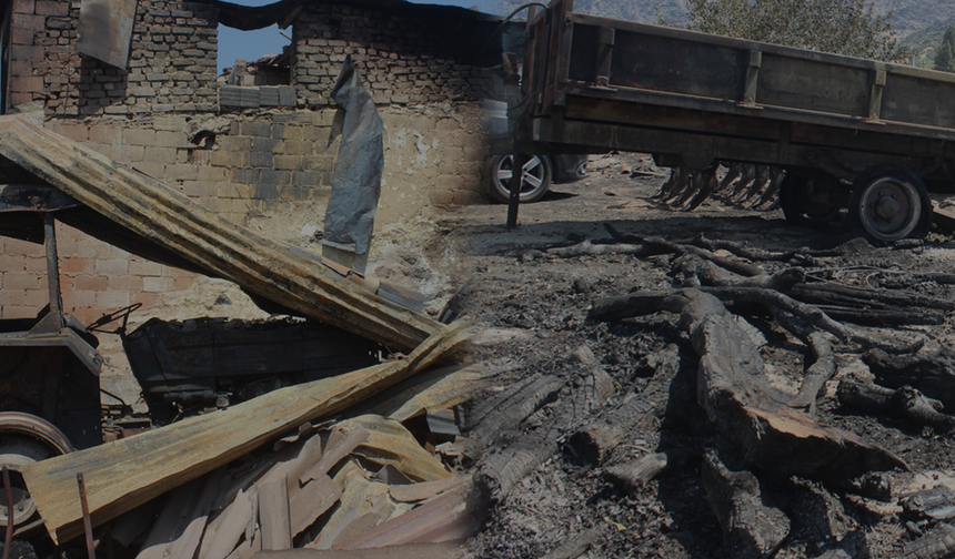 Manisa’daki yangın faciasının acı bilançosu: 4 ev, 1 ağıl, 2 motosiklet, 1 traktör, 1 iş makinesi kül oldu