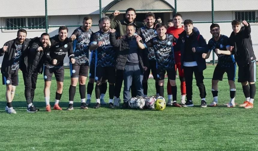 İmam Hatipliler Gençlikspor puan farkını açıyor