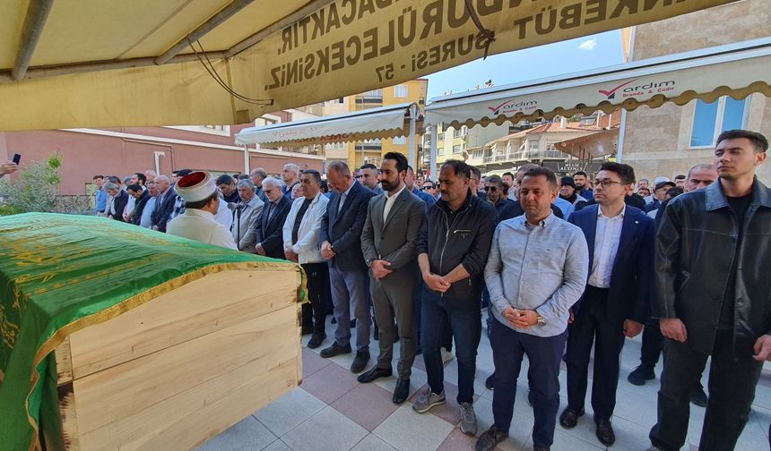 Eski Manisa Milletvekili Abdullah Akarsu son yolculuğuna uğurlandı