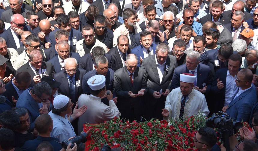 Manisa Valiliği'nden Ferdi Zeyrek İçin Başsağlığı Mesajı