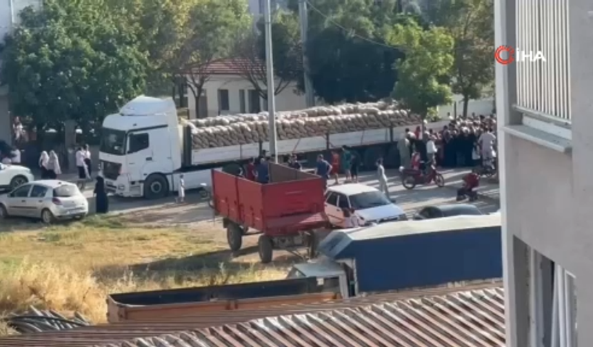 Bursa’da bir hayırsever 30 ton patatesi ücretsiz dağıttı