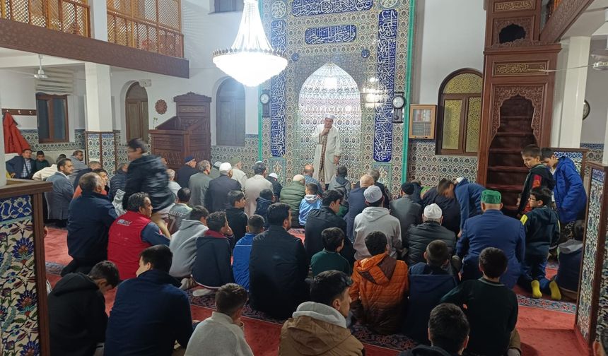 Salihli’de "Vakti Kuşanmak" programı gerçekleştirildi