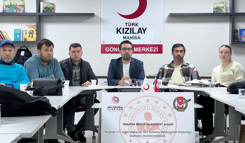 BU PROGRAMIN HEDEFİ GÜÇLÜ GAZETECİLER YETİŞTİRMEK