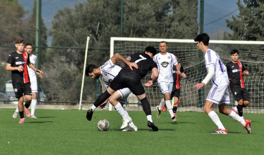 Manisa SAL'da 3. hafta geride kaldı