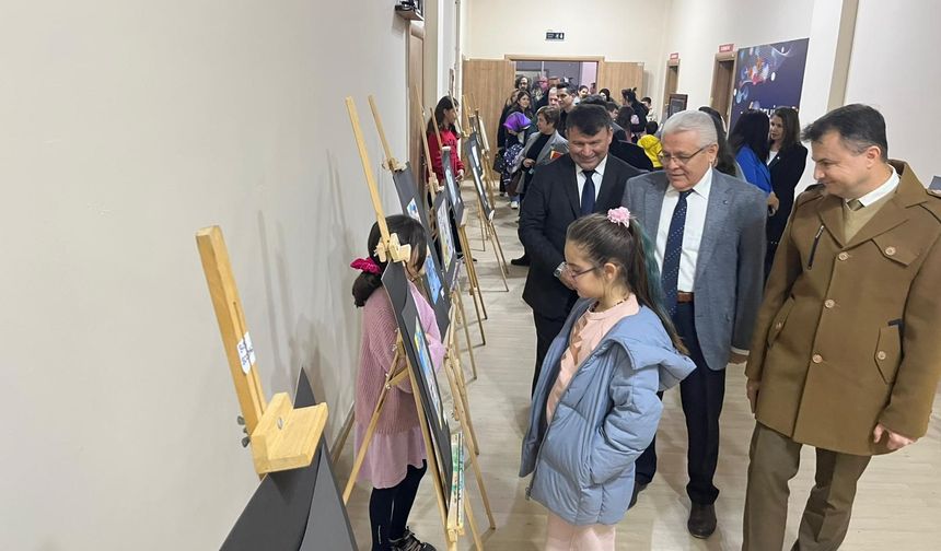 Manisalı öğrencilerden Filistin’e duygu dolu şiirlerle destek