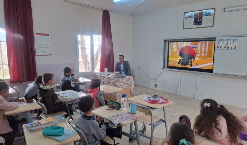 Eğitimin nabzı sınıflarda atıyor