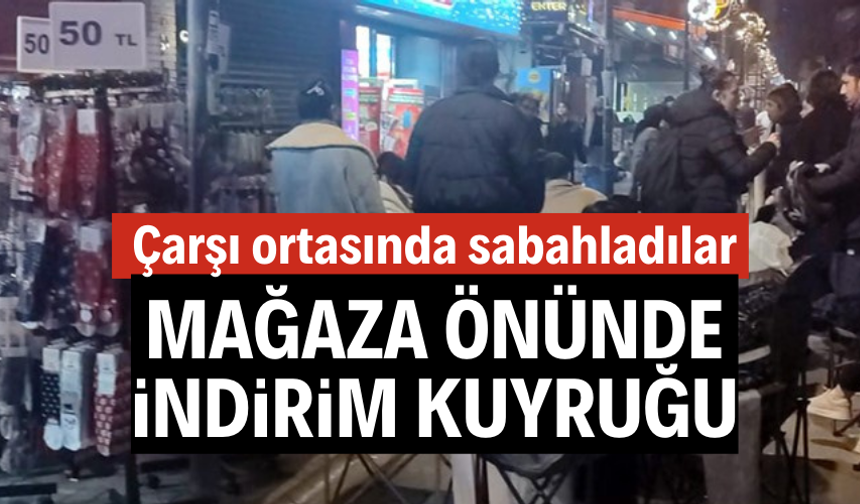 Sandalyeli, battaniyeli indirim nöbeti: Çarşı ortasında sabahladılar