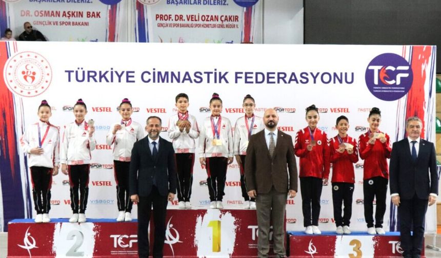 Tarzan Cimnastik Kulübü İstanbul’daki Türkiye Şampiyonası’nda Madalya Yağdırdı