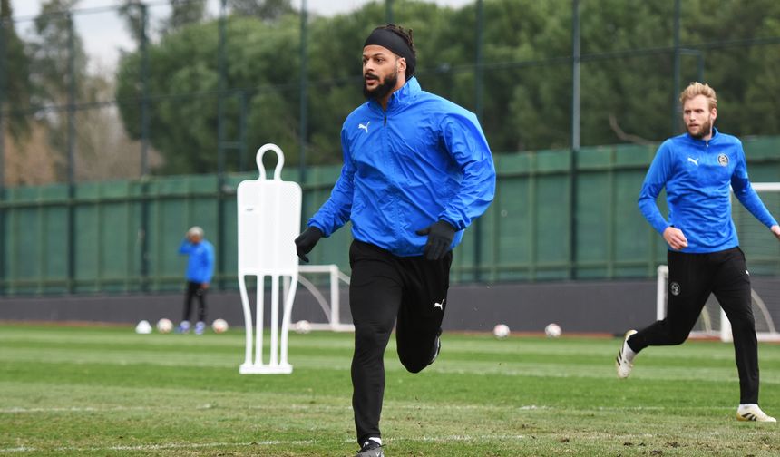 Manisa FK’da yoğun tempo sürüyor