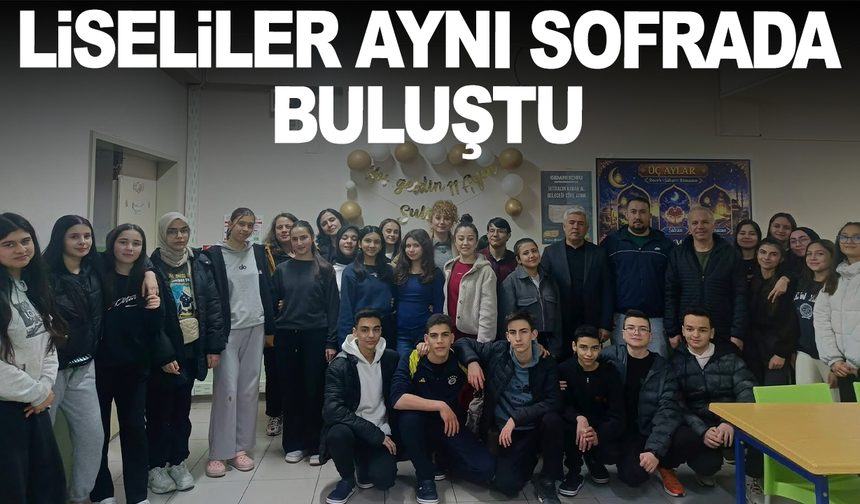Sarıgöl’de liseliler aynı sofrada buluştu