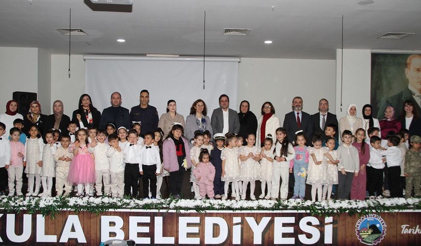 Kula'da 8 Mart Dünya Kadınlar Günü kutlandı