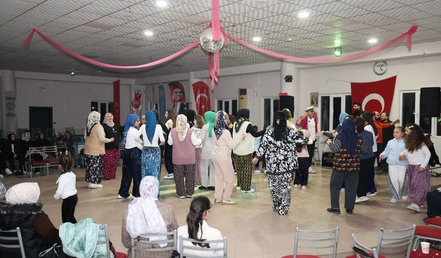 Aşağiçobanisa'da Şalvar Gecesi coşkusu