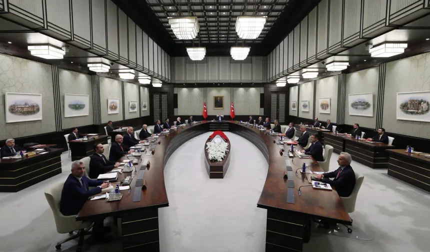 Kabine bugün toplanıyor: Ana gündem maddesi Orta Doğu'daki savaş