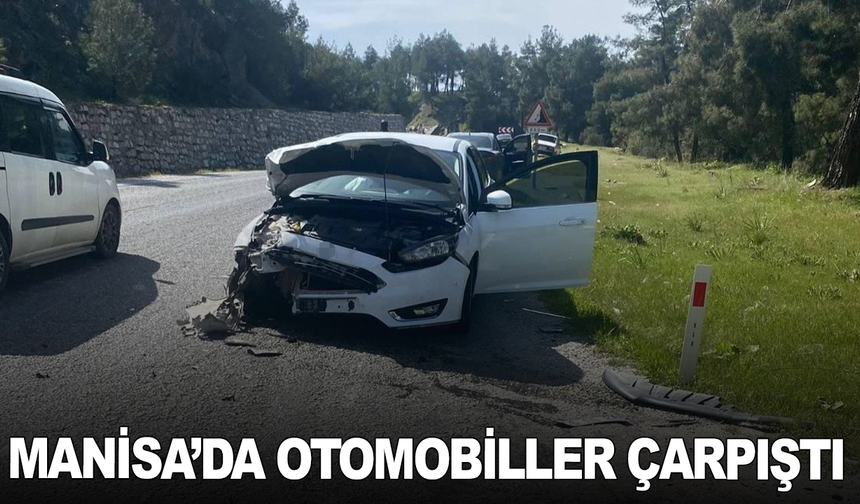 Manisa’da otomobiller çarpıştı: 4 kişi yaralandı