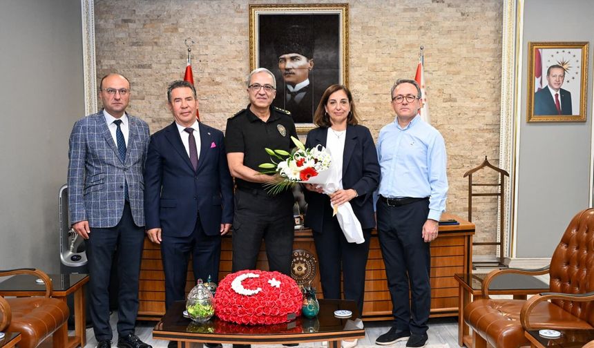 Manisa Kent Konseyi’nden Emniyet Müdürü Adnan Karayel’e “Hayırlı olsun” ziyareti