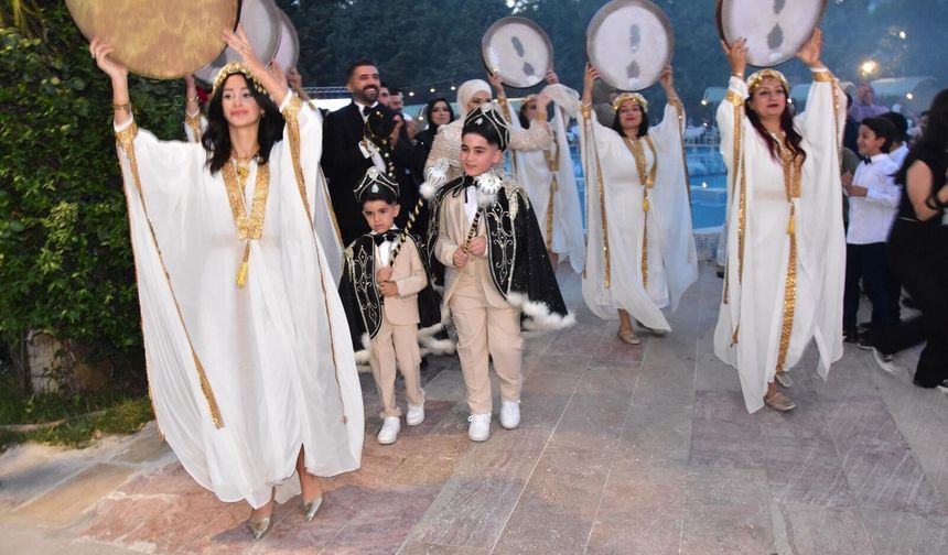 İŞ İNSANINDAN TORUNLARI İÇİN DİLLERE DESTAN DÜĞÜN