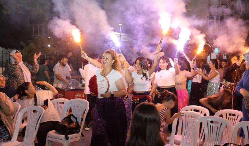 Dinçer Mahallesi Şalvar Gecesi ile coştu