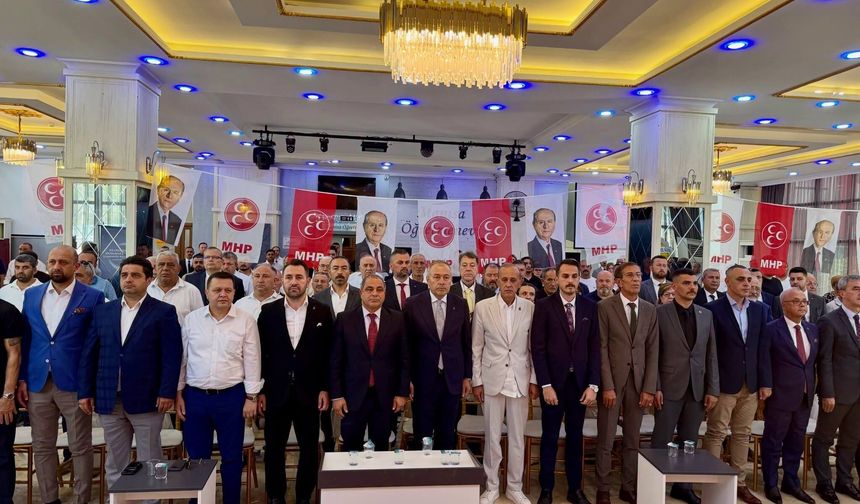 MHP Şehzadeler’de yeni başkan Emre Taşkıran oldu