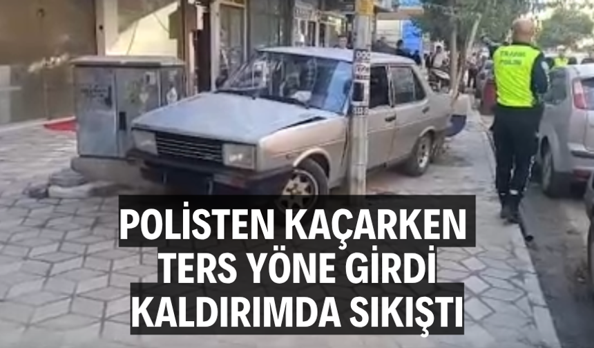 Polisten kaçarken ters yöne girdi, kaldırımda sıkıştı