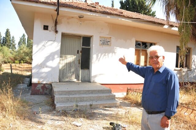 Manisa'da Eğitim - Öğretim Sorunlarla Başladı
İSTİKLAL MARŞI KÖY KAHVESİNDE OKUNDU