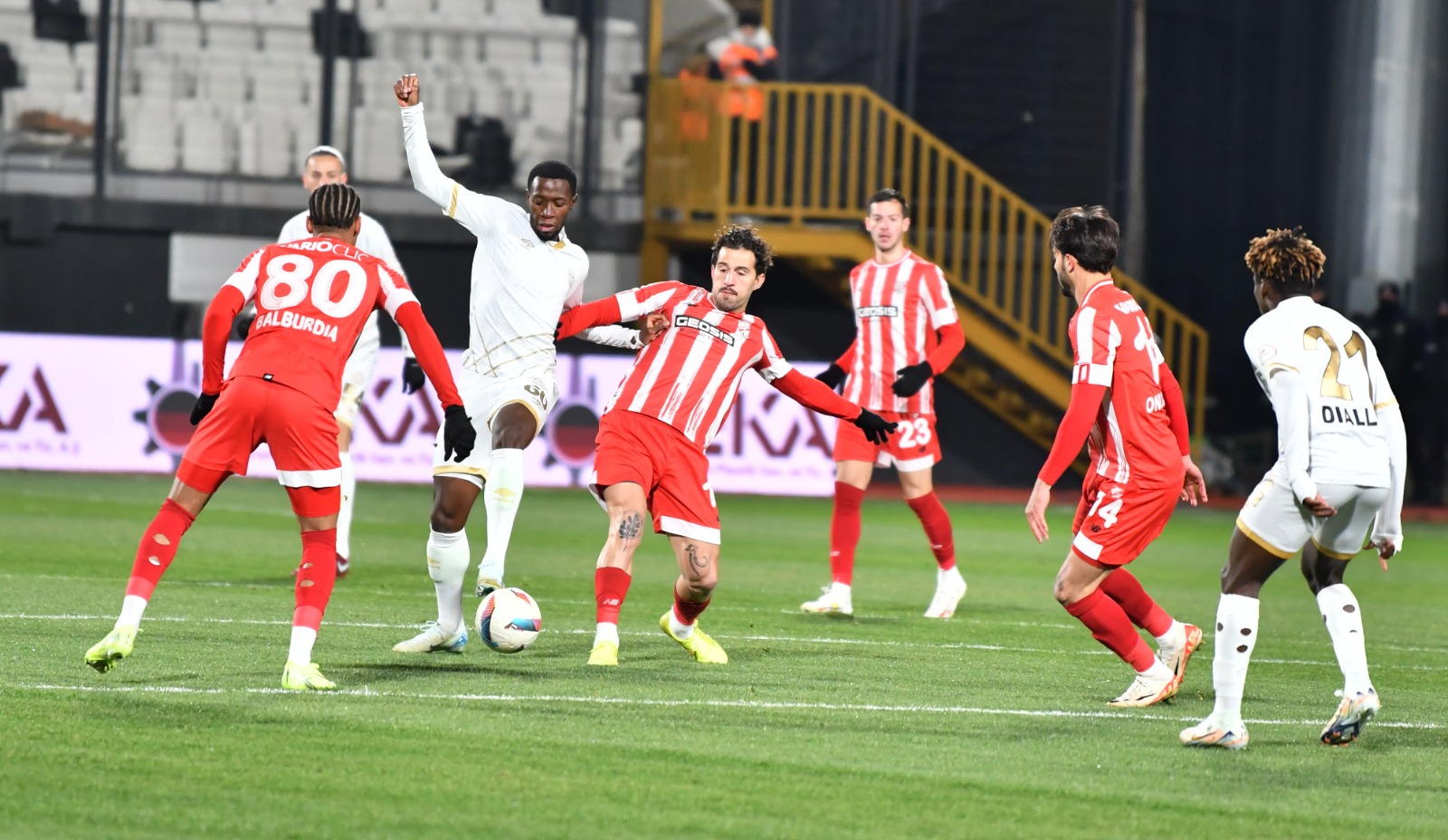 Whatsapp Image 2025 02 21 At 21.33.58