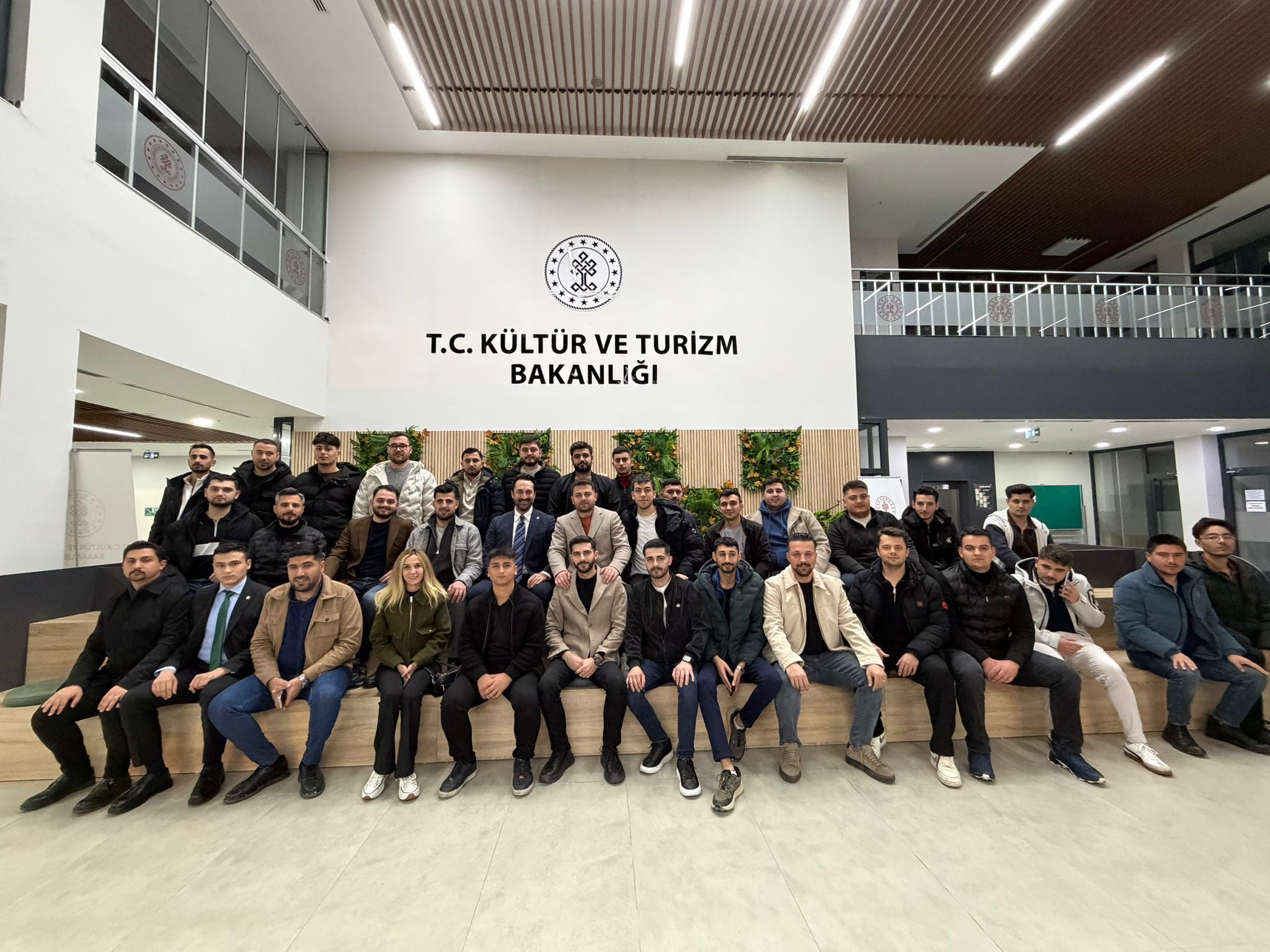 9E7C4F72 F8Ea 4F3C 9Ed3 B48409Cbbe57