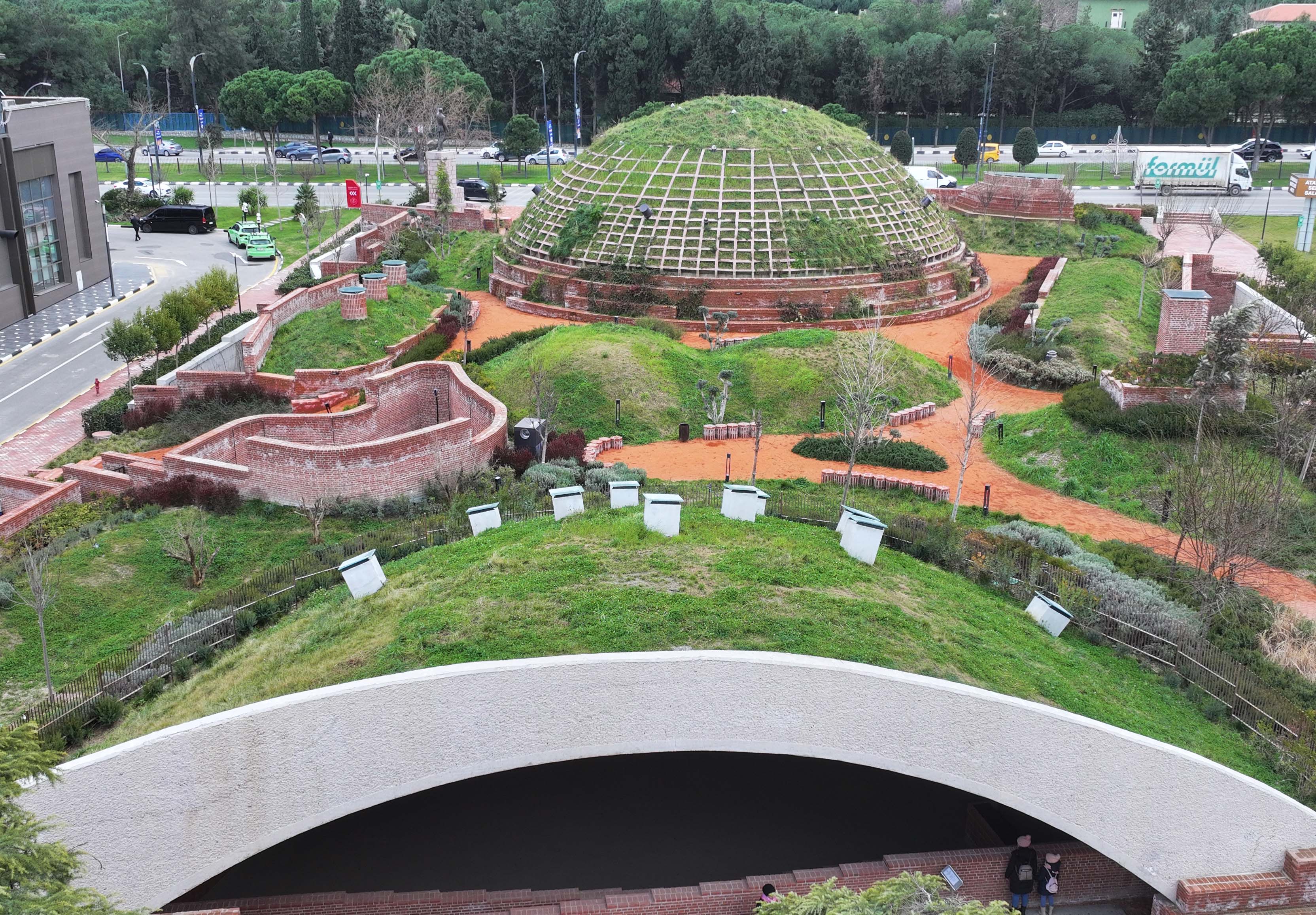 Besim Dutlulu: Dev projelerle değişim hamlesi başlattık