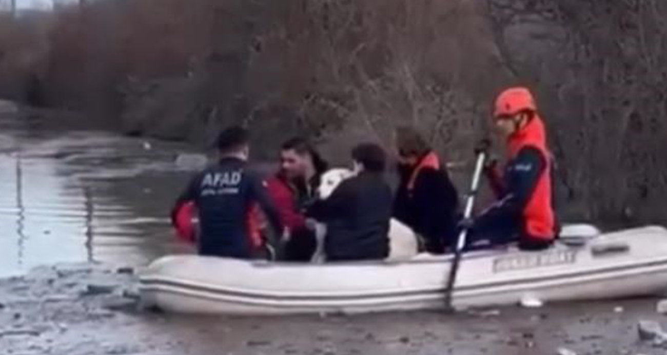 Muğla'da dere yatağındaki 5 kişi kurtarıldı