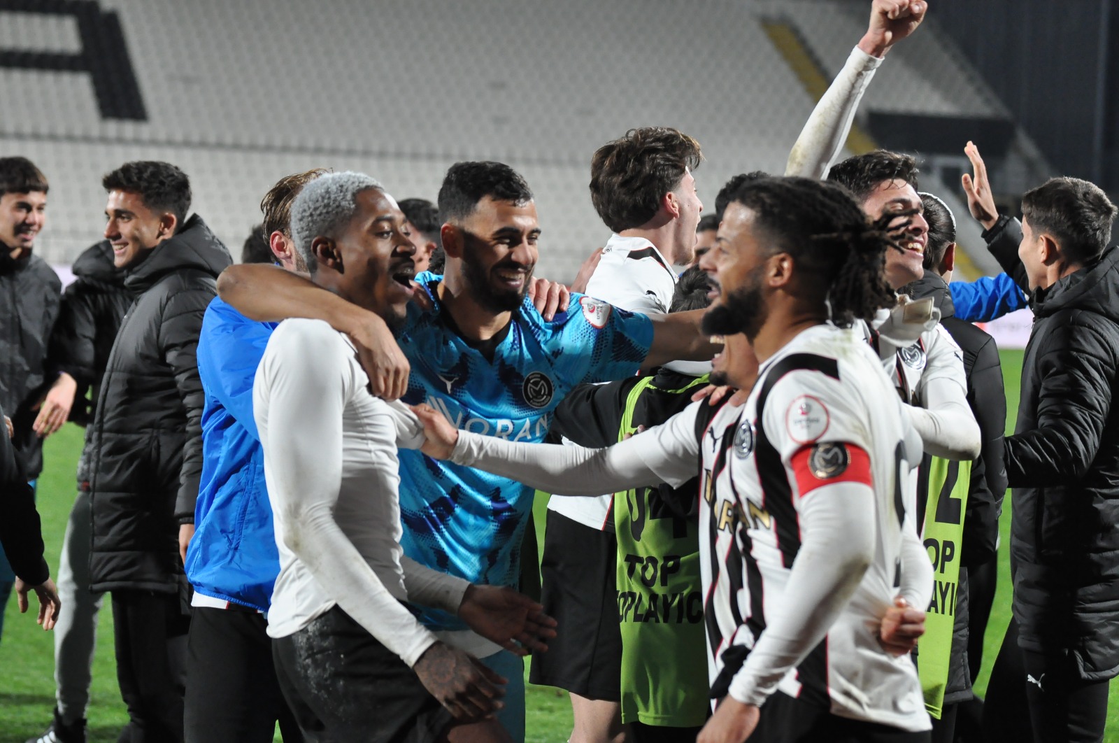 Whatsapp Image 2026 02 18 At 22.04.37