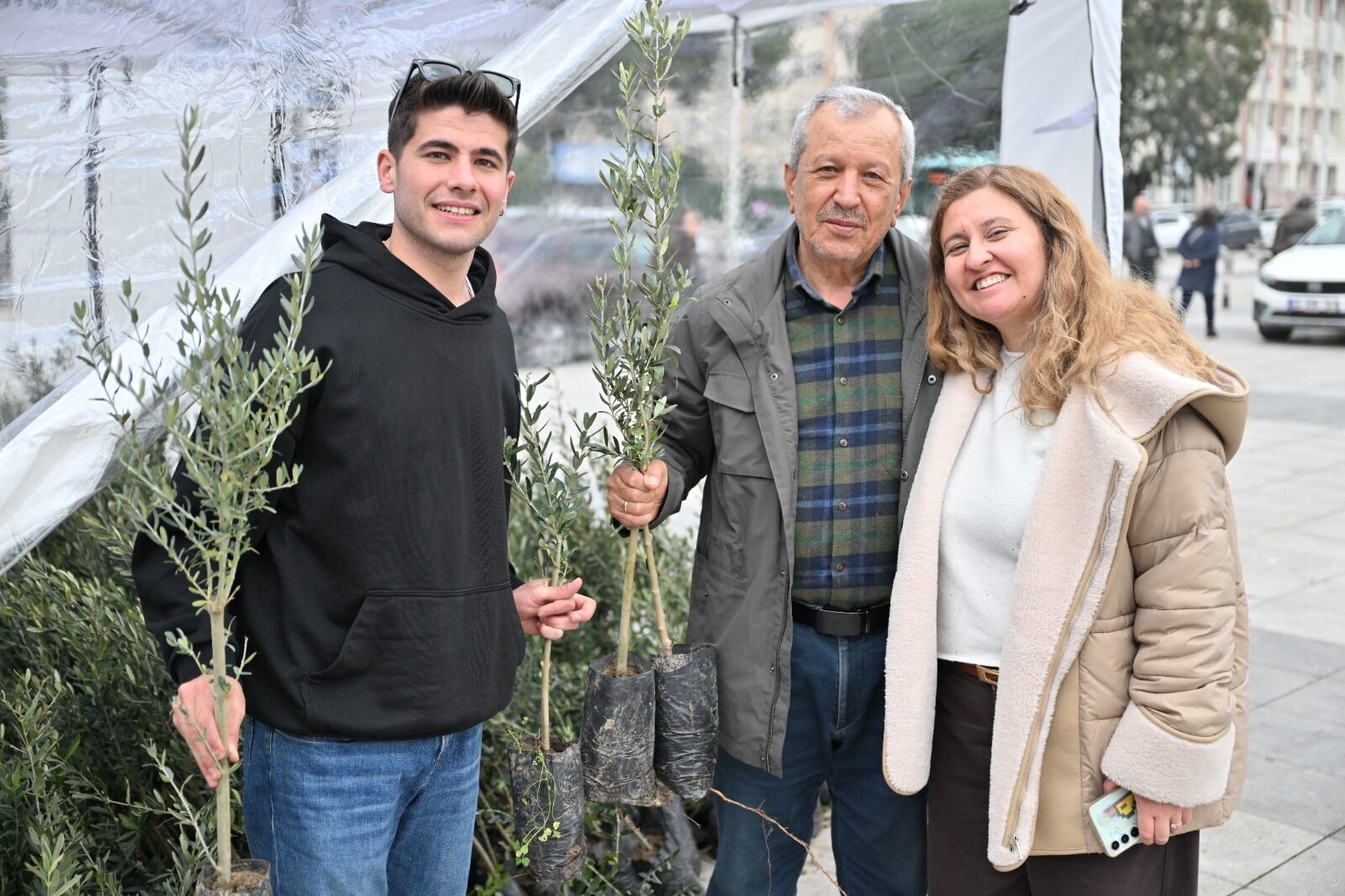 Atık Piller Toplanıyor, Fidanlar Toprakla Buluşuyor (1)