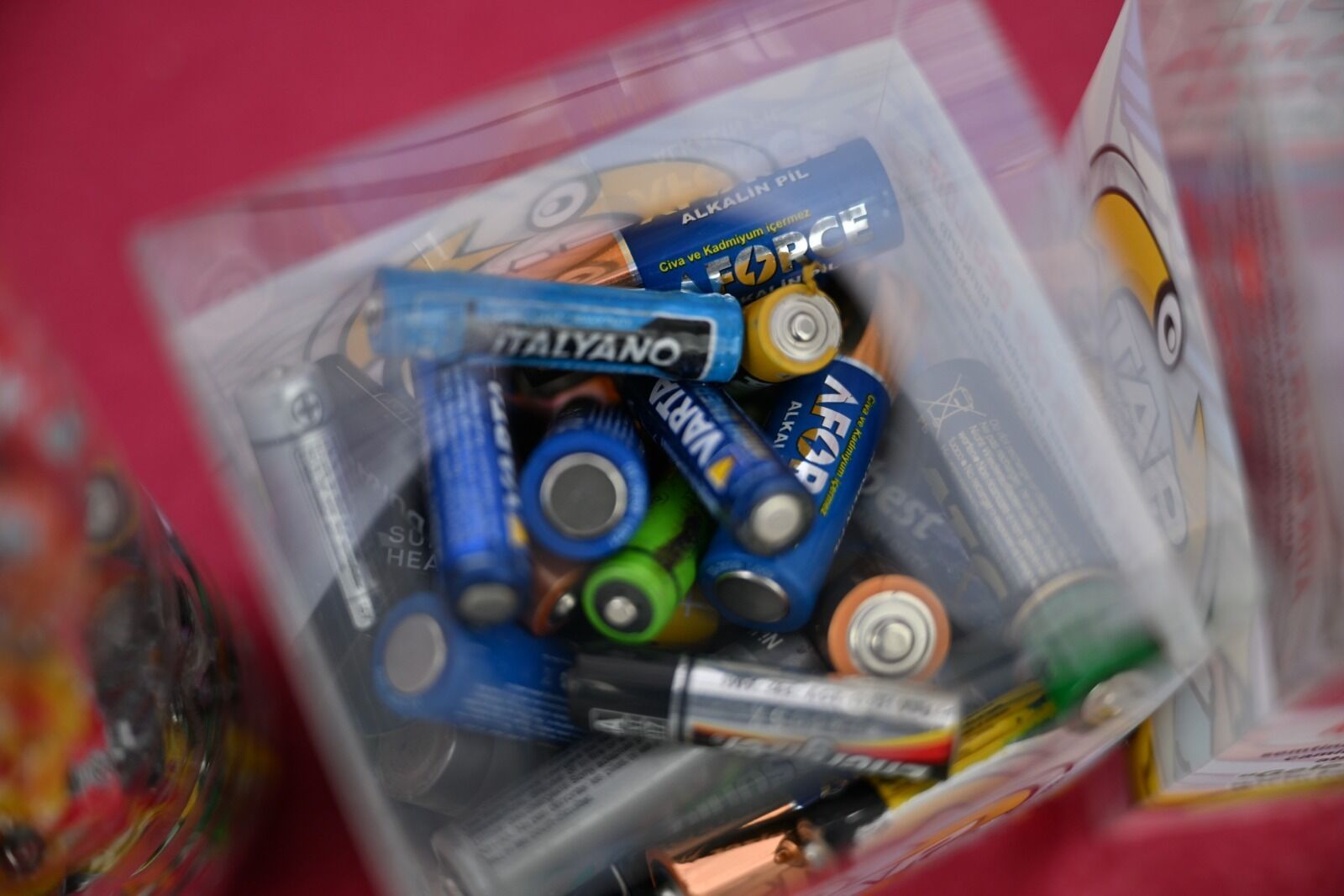 Atık Piller Toplanıyor, Fidanlar Toprakla Buluşuyor (12)