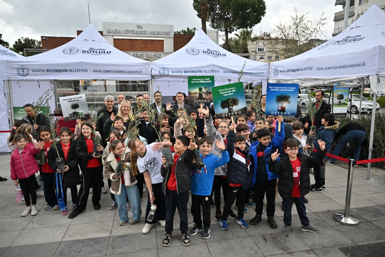 Atık Piller Toplanıyor, Fidanlar Toprakla Buluşuyor (13)