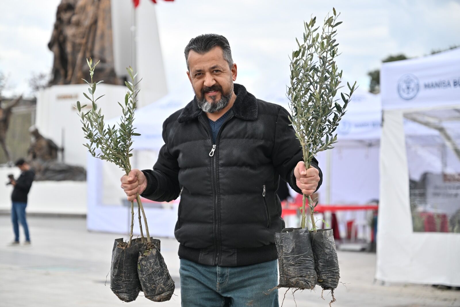 Atık Piller Toplanıyor, Fidanlar Toprakla Buluşuyor (2)