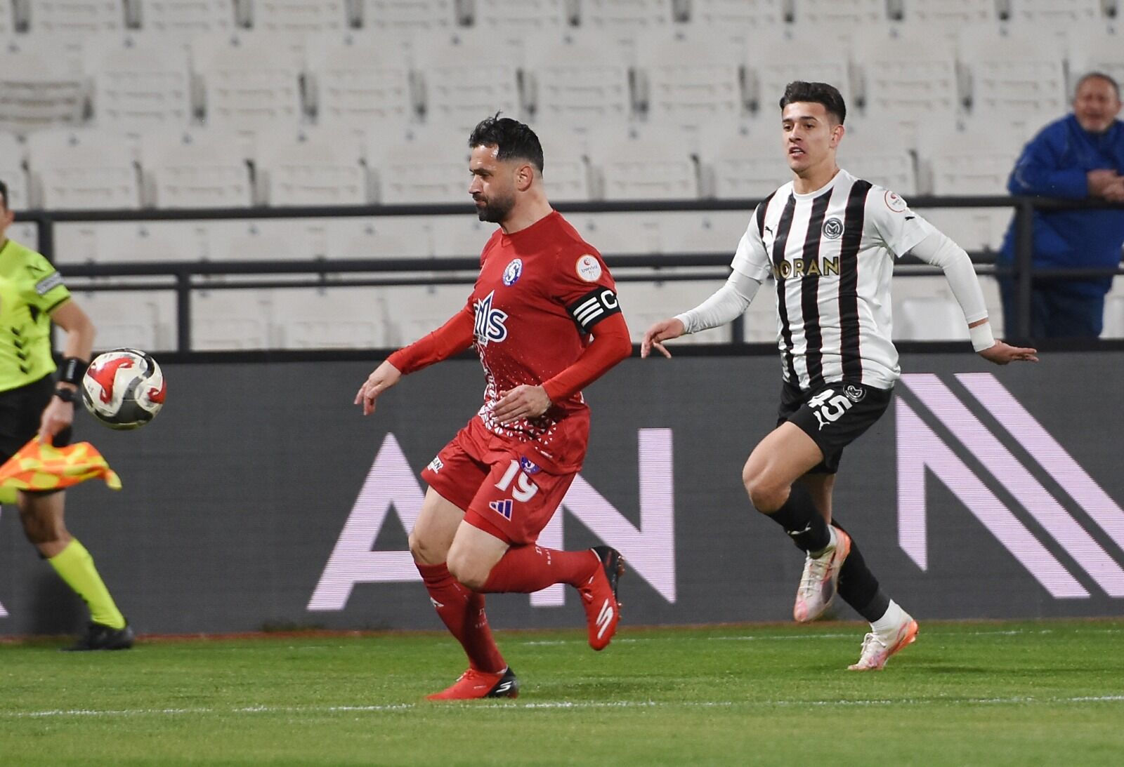 Whatsapp Image 2026 03 10 At 21.25.56 (4)