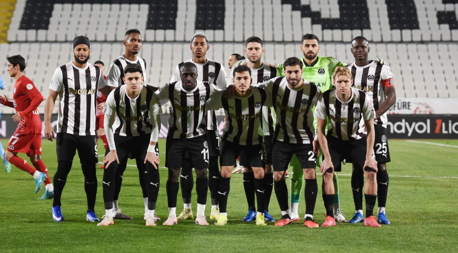 Whatsapp Image 2026 03 10 At 21.25.58 (3)